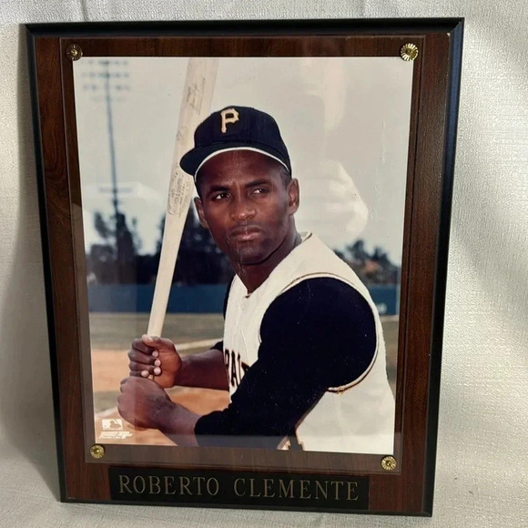 Roberto Walker Clemente MLB 1955-1972 Pirates - Picture 3 of 4